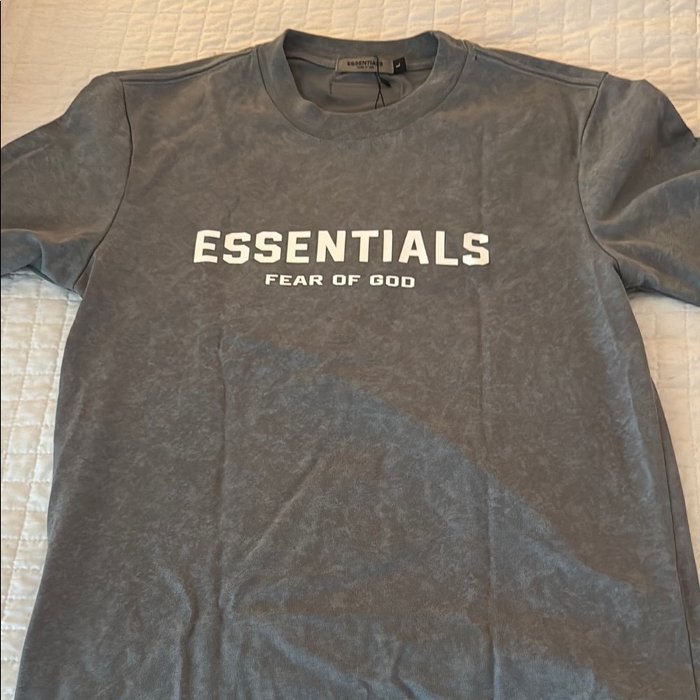 NWT Essentials Fear of God T-shirt